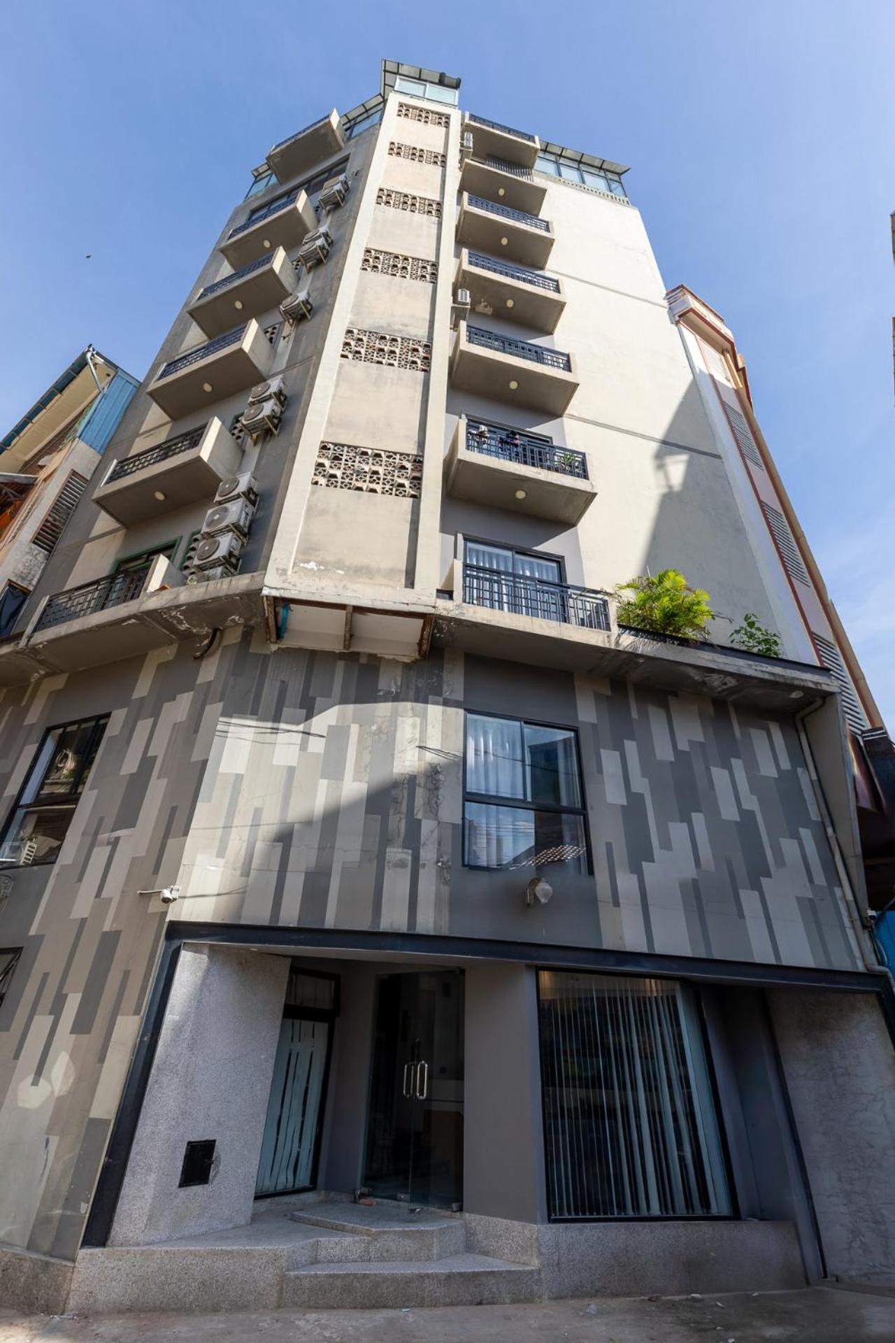Sky Hotel Central Phnom Penh - Rooms & Apartments Ngoại thất bức ảnh