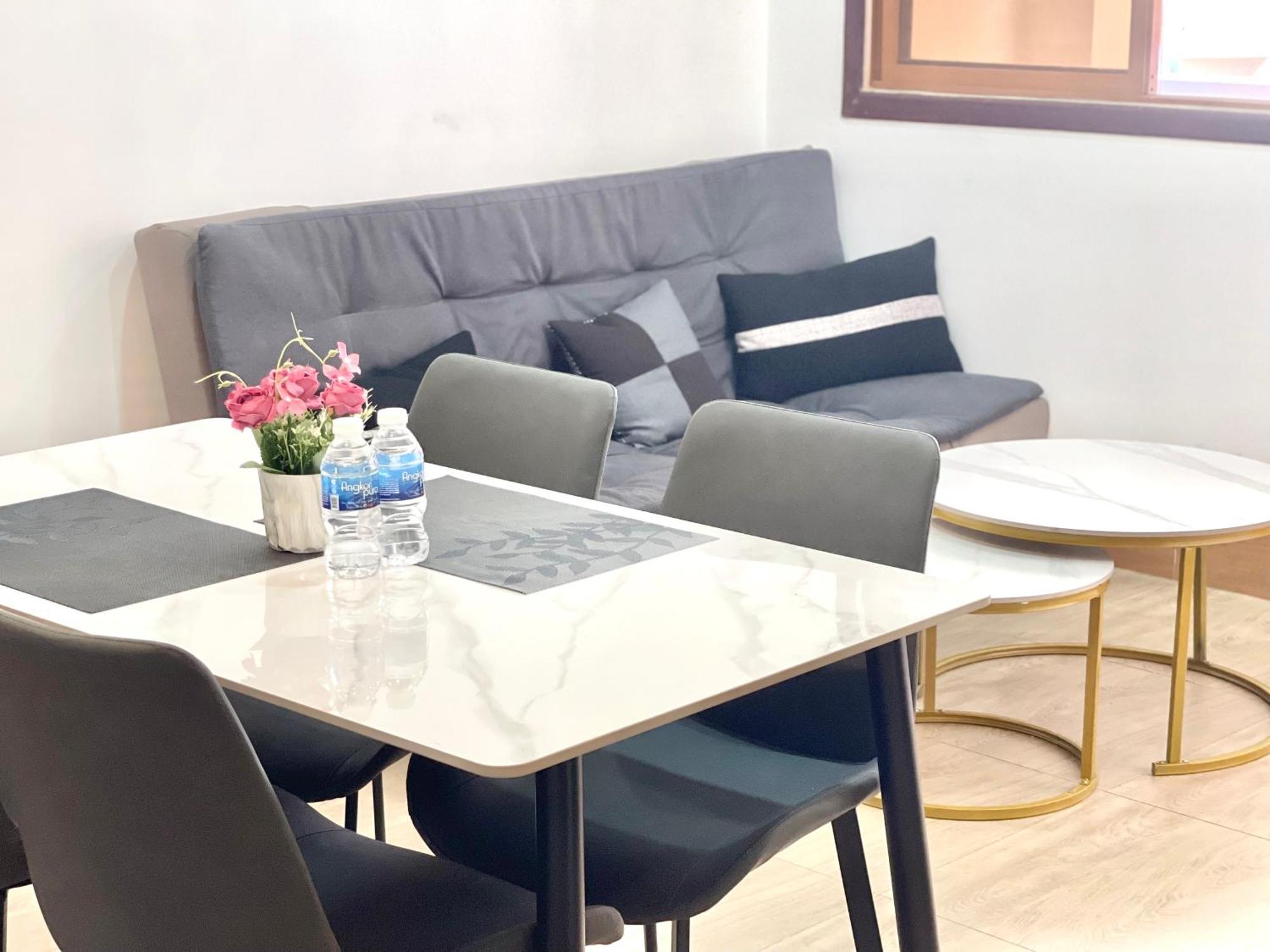Sky Hotel Central Phnom Penh - Rooms & Apartments Ngoại thất bức ảnh